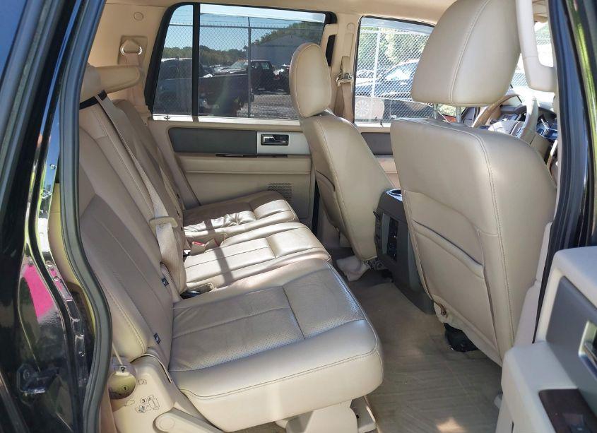 Photo 8 of 2014 Ford Expedition EL XLT (VIN 1FMJK1J53EEF39037)