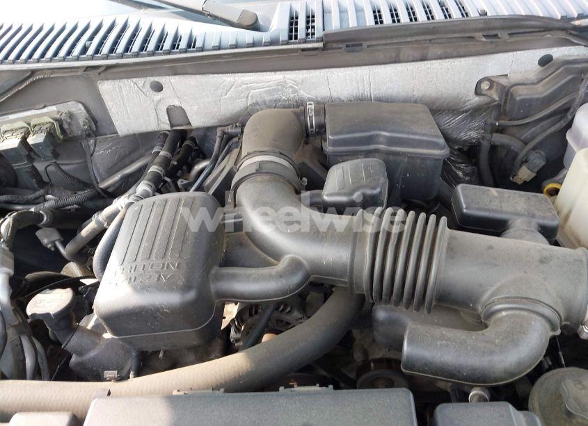 Photo 10 of 2011 Ford Expedition EL XLT (VIN 1FMJK1J54BEF15924)