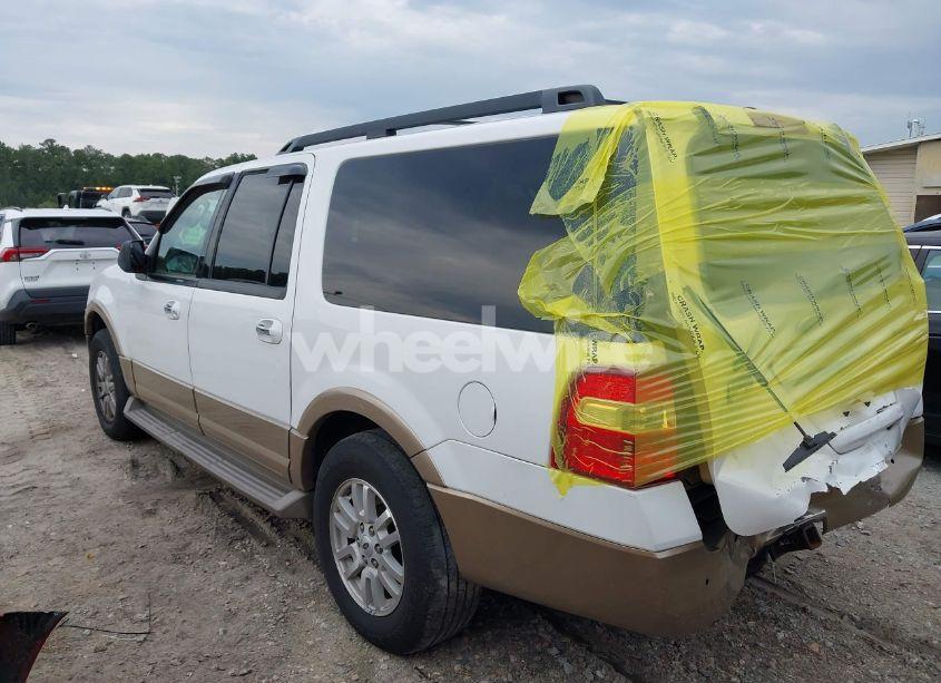 Photo 3 of 2014 Ford Expedition EL XLT (VIN 1FMJK1J55EEF43350)