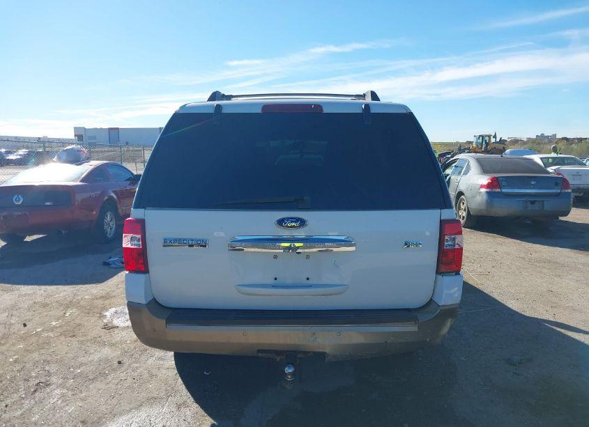 Photo 16 of 2014 Ford Expedition EL XLT (VIN 1FMJK1J55EEF50833)