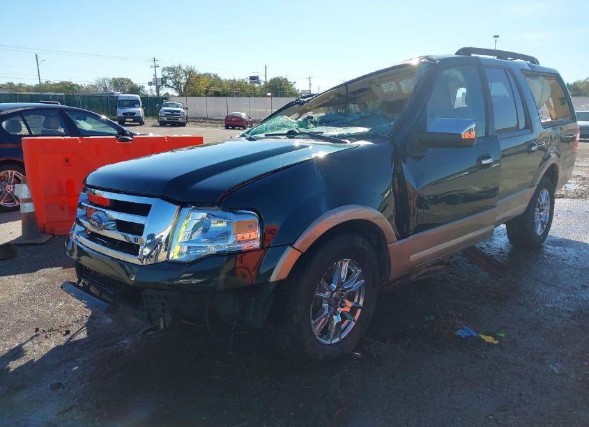 Photo 2 of 2013 Ford Expedition EL XLT (VIN 1FMJK1J58DEF13631)