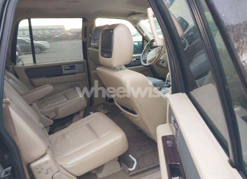 Photo 8 of 2014 Ford Expedition EL XLT (VIN 1FMJK1J59EEF13316)