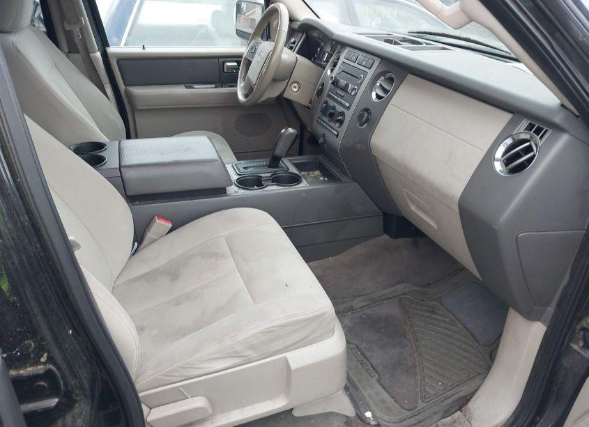 Photo 5 of 2013 Ford Expedition EL XLT (VIN 1FMJK1J5XDEF38529)