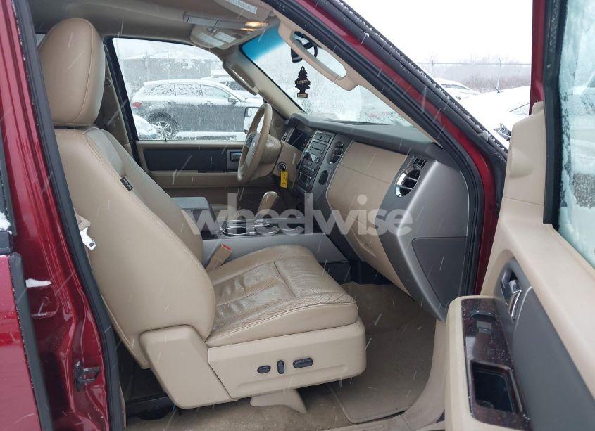 Photo 5 of 2014 Ford Expedition EL XLT (VIN 1FMJK1J5XEEF52397)