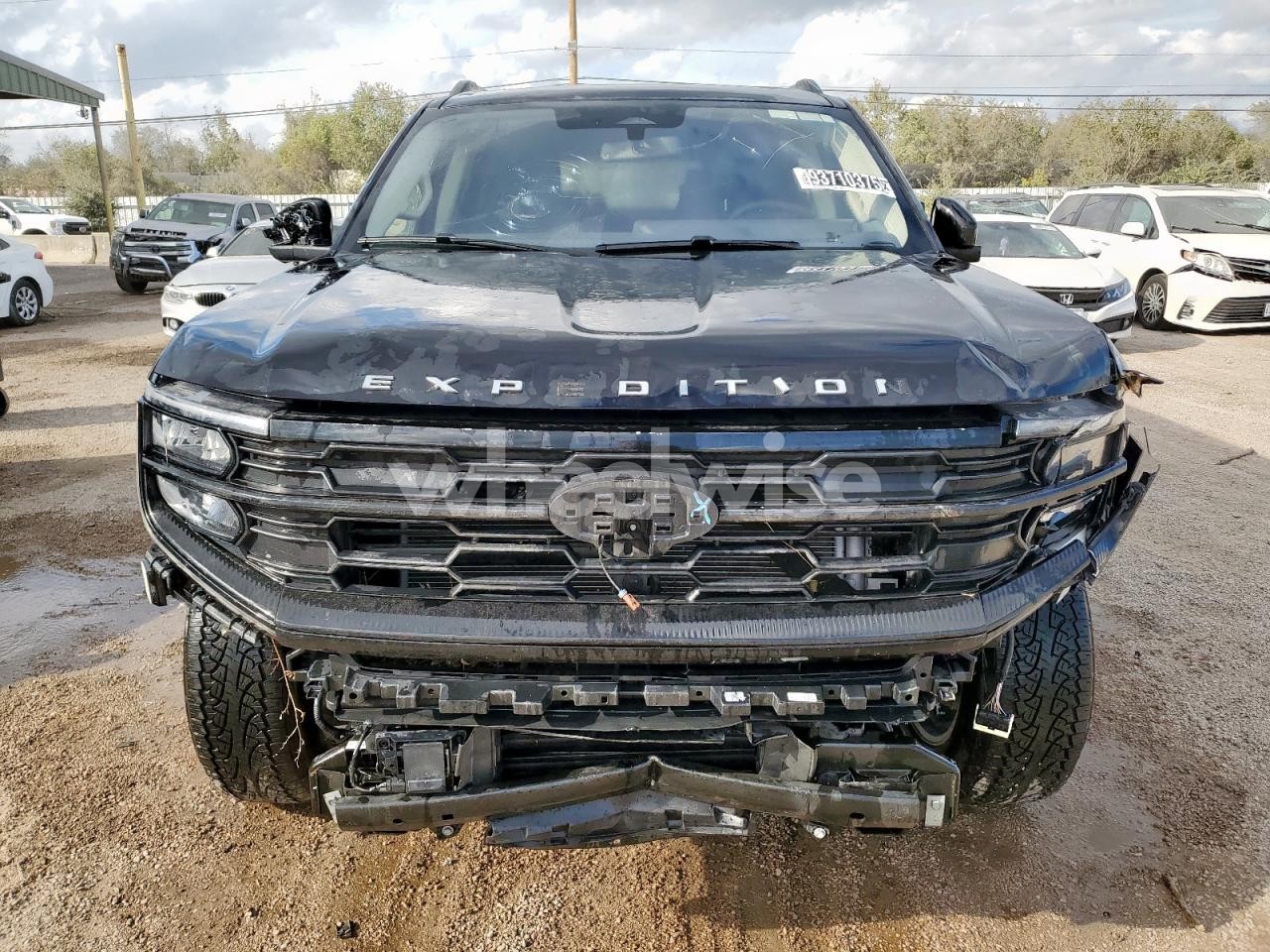 Photo 5 of 2025 FORD EXPEDITION MAX ACTIVE (VIN 1FMJK1J80SEA16063)