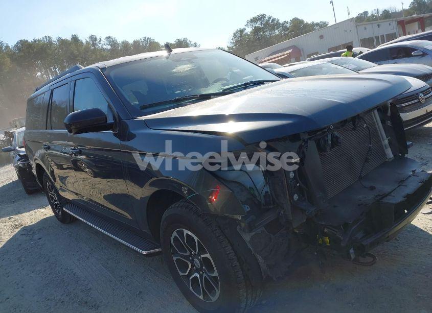 Photo 14 of 2023 Ford Expedition XLT MAX (VIN 1FMJK1J81PEA16290)