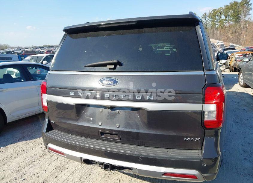 Photo 17 of 2023 Ford Expedition XLT MAX (VIN 1FMJK1J81PEA16290)