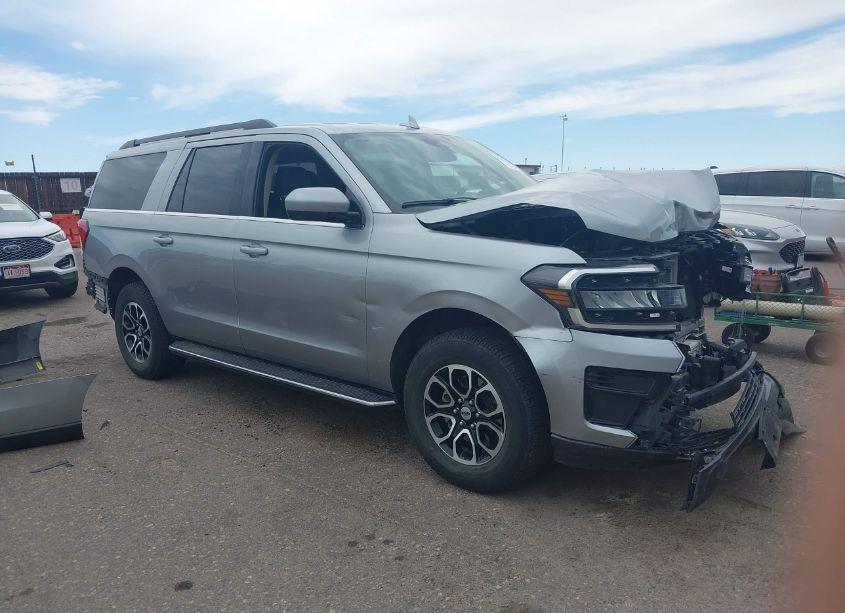 Photo 14 of 2023 Ford Expedition XLT MAX (VIN 1FMJK1J81PEA16712)