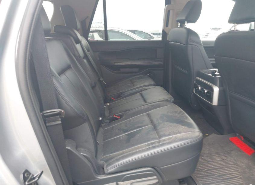 Photo 8 of 2023 Ford Expedition XLT MAX (VIN 1FMJK1J81PEA16712)