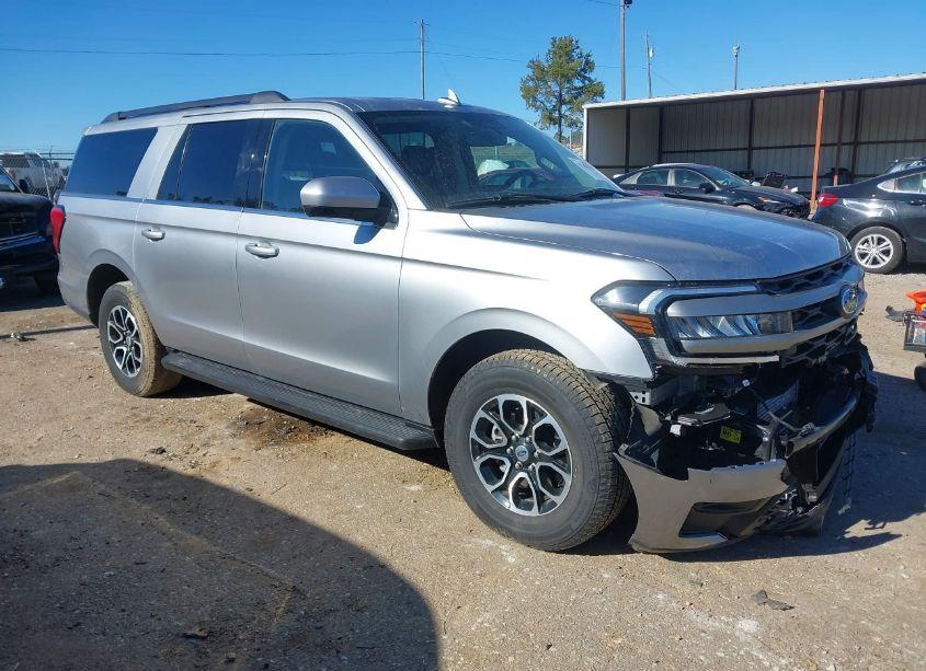 2024 Ford Expedition XLT MAX (VIN 1FMJK1J81REA09441) main photo