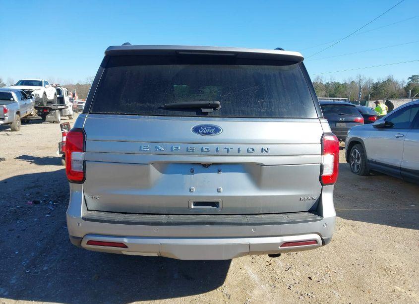 Photo 16 of 2024 Ford Expedition XLT MAX (VIN 1FMJK1J81REA09441)