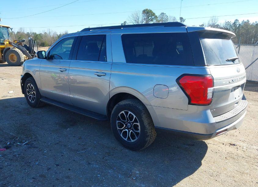Photo 3 of 2024 Ford Expedition XLT MAX (VIN 1FMJK1J81REA09441)