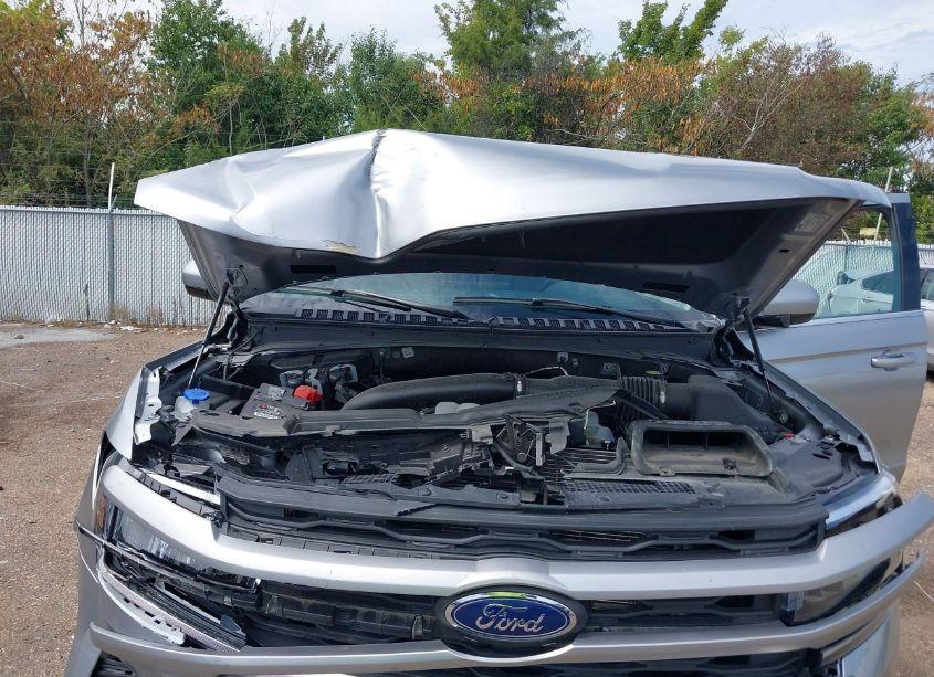 Photo 10 of 2023 Ford Expedition XLT MAX (VIN 1FMJK1J82PEA16685)