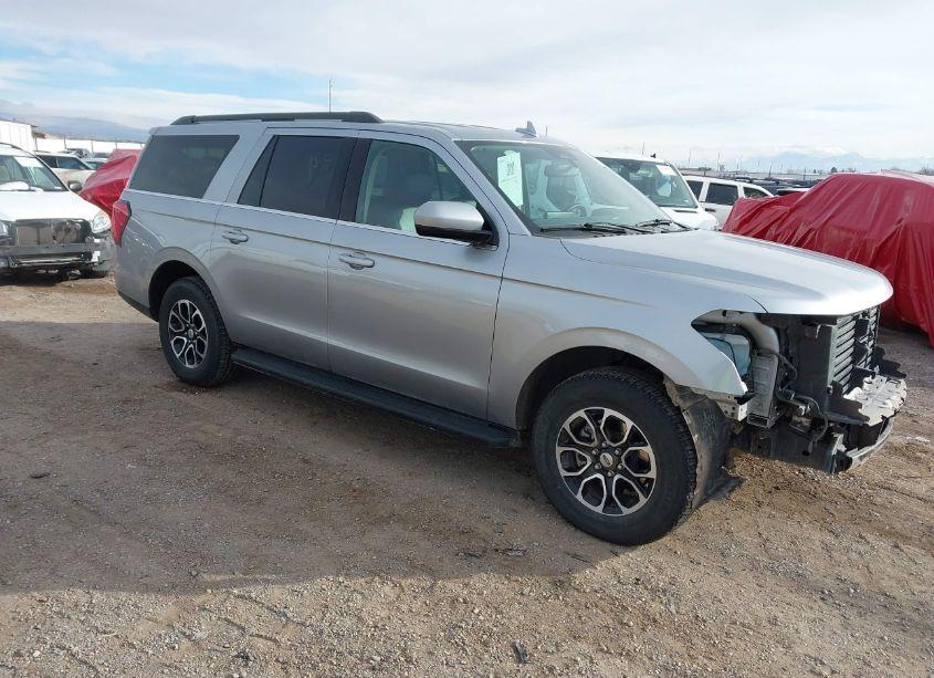 2024 Ford Expedition XLT MAX (VIN 1FMJK1J84REA39744) main photo