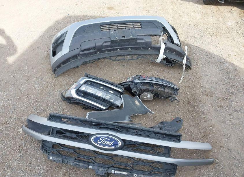 Photo 12 of 2024 Ford Expedition XLT MAX (VIN 1FMJK1J84REA39744)