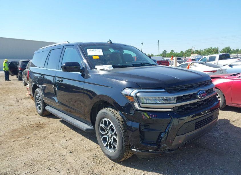 2024 Ford Expedition XLT MAX (VIN 1FMJK1J84REA42837) main photo
