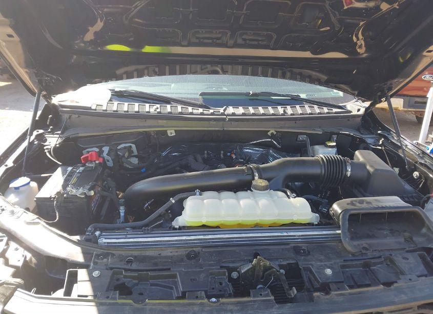 Photo 10 of 2024 Ford Expedition XLT MAX (VIN 1FMJK1J84REA42837)