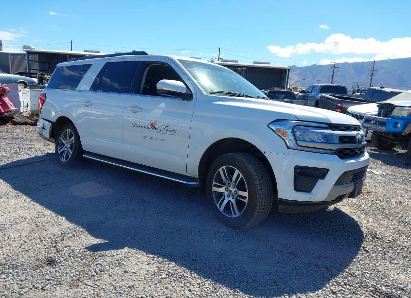 2023 Ford Expedition XLT MAX (VIN 1FMJK1J85PEA11111) main photo