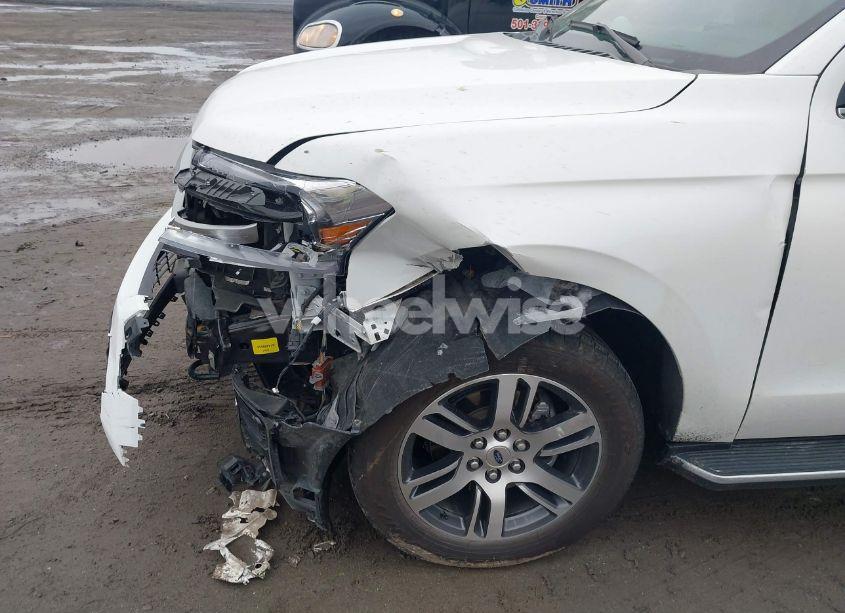 Photo 18 of 2023 Ford Expedition XLT MAX (VIN 1FMJK1J86PEA08752)