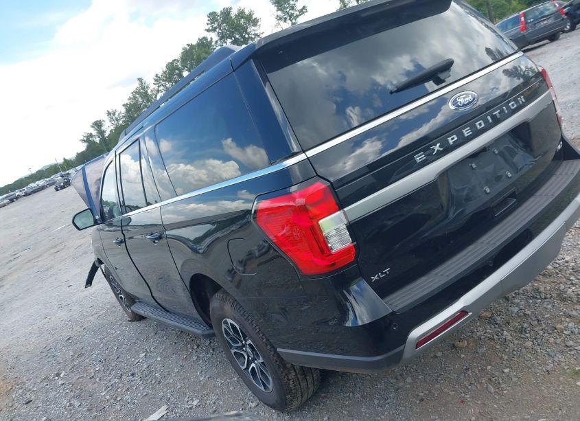Photo 3 of 2024 Ford Expedition XLT MAX (VIN 1FMJK1J86REA31998)
