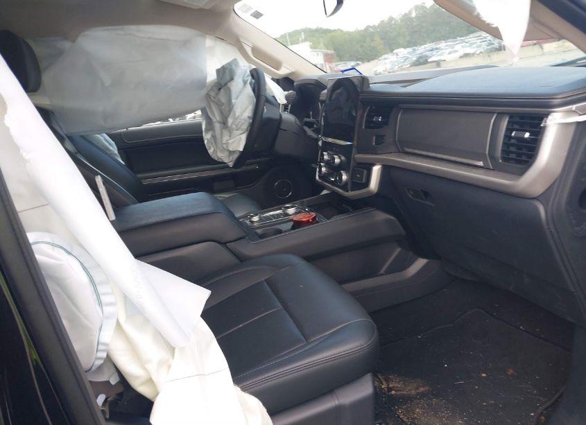 Photo 5 of 2024 Ford Expedition XLT MAX (VIN 1FMJK1J86REA31998)