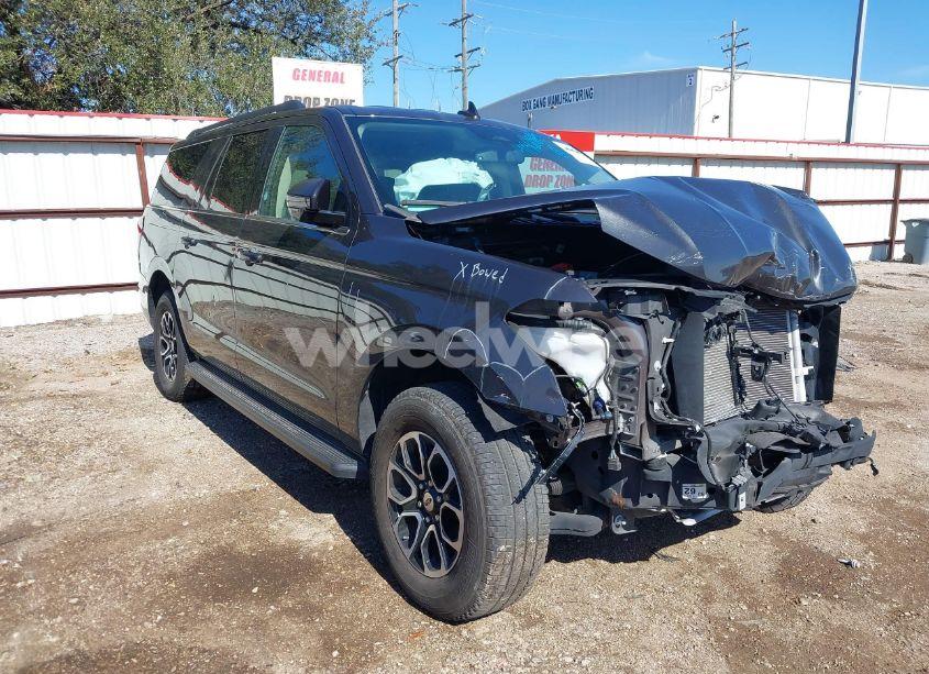 2023 Ford Expedition XLT MAX (VIN 1FMJK1J8XPEA16675) main photo