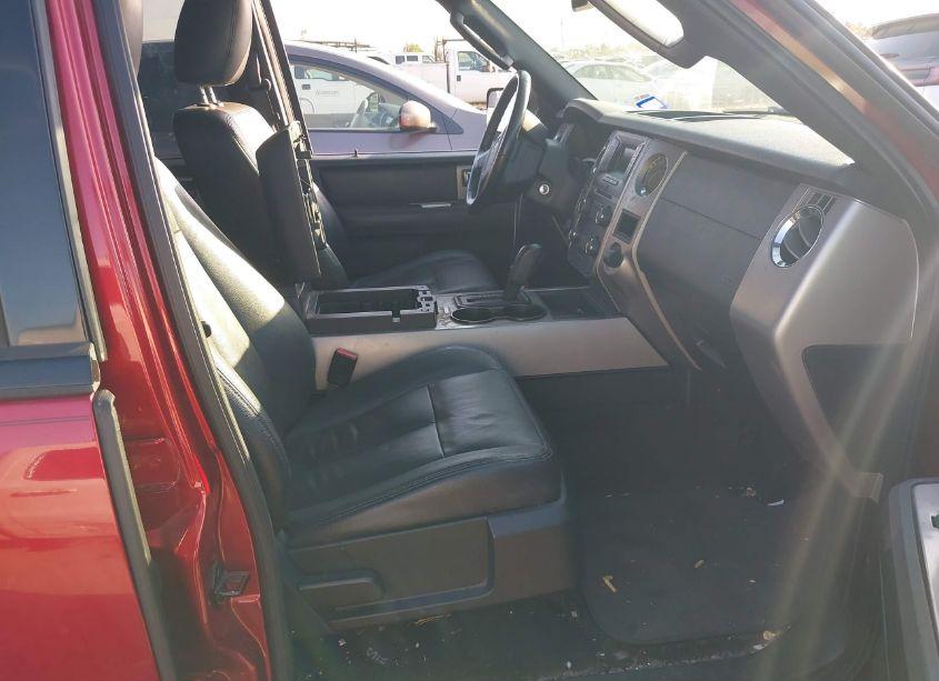 Photo 5 of 2017 Ford Expedition EL XLT (VIN 1FMJK1JT0HEA02564)