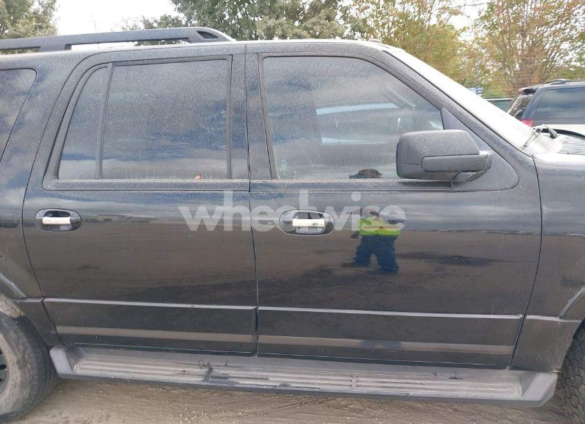 Photo 13 of 2017 Ford Expedition EL XLT (VIN 1FMJK1JT0HEA69407)