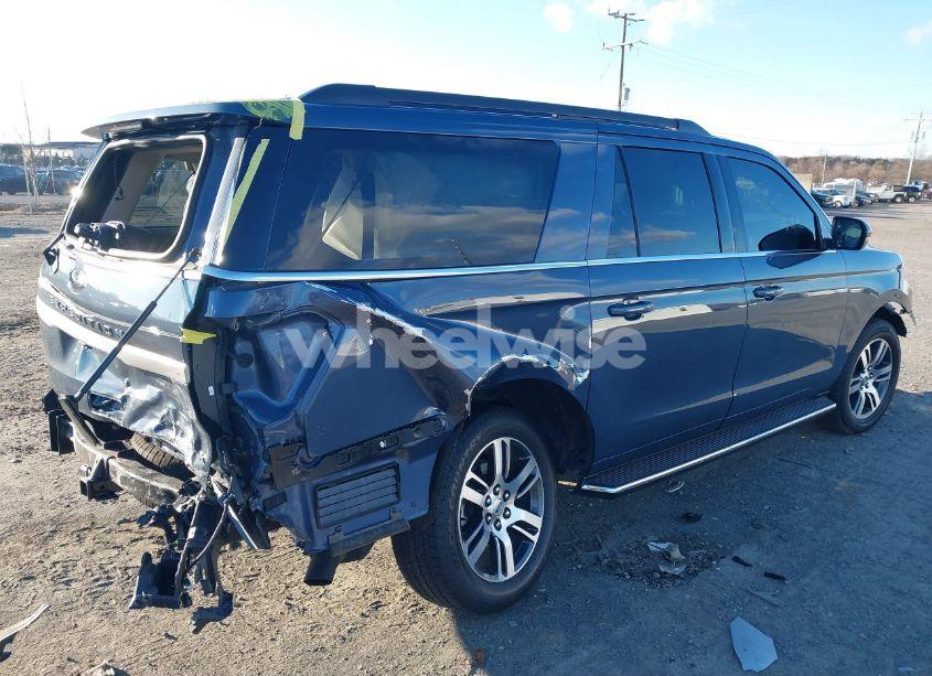 Photo 4 of 2022 Ford Expedition XLT MAX (VIN 1FMJK1JT0NEA40419)