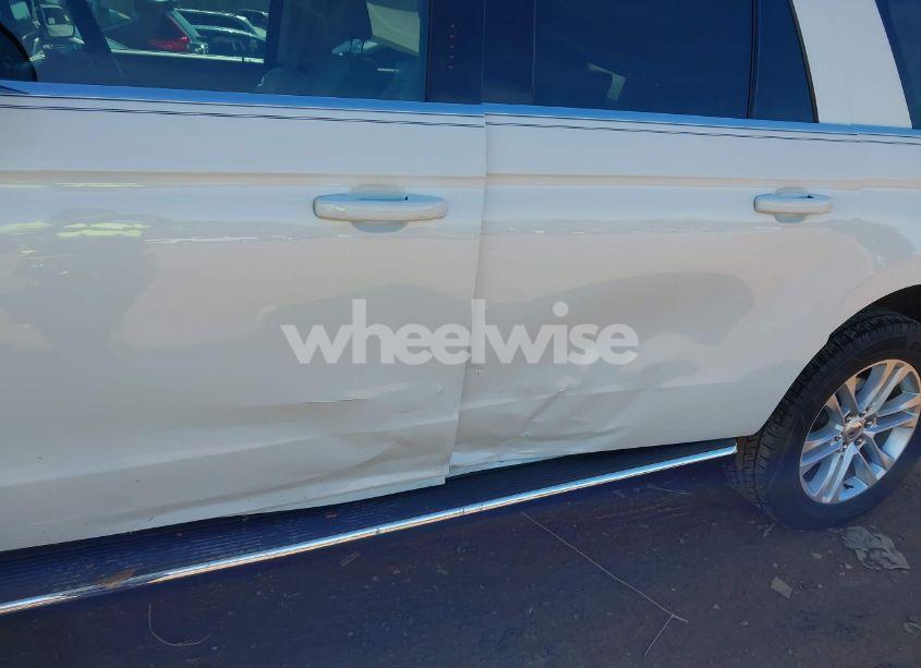 Photo 6 of 2022 Ford Expedition XLT MAX (VIN 1FMJK1JT0NEA61531)