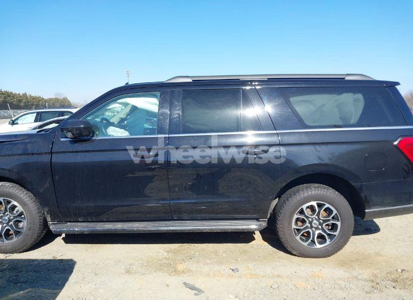 Photo 14 of 2022 Ford Expedition XLT MAX (VIN 1FMJK1JT0NEA66311)