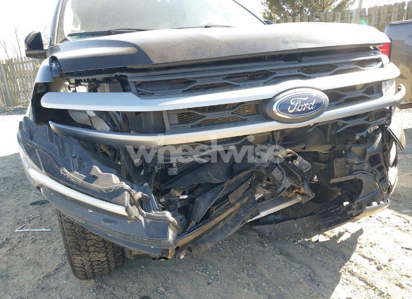 Photo 6 of 2022 Ford Expedition XLT MAX (VIN 1FMJK1JT0NEA66311)