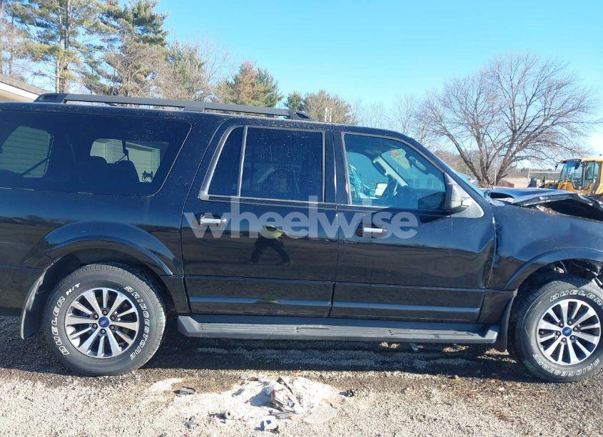 Photo 14 of 2017 Ford Expedition EL XLT (VIN 1FMJK1JT1HEA02136)