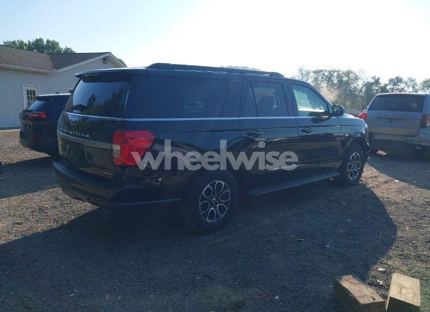 Photo 4 of 2022 Ford Expedition XLT MAX (VIN 1FMJK1JT2NEA20558)