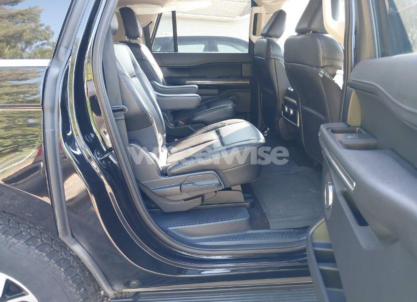 Photo 8 of 2022 Ford Expedition XLT MAX (VIN 1FMJK1JT2NEA20558)