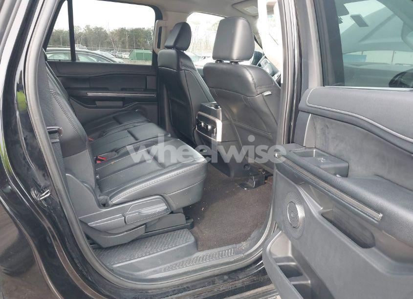 Photo 8 of 2022 Ford Expedition XLT MAX (VIN 1FMJK1JT2NEA57996)