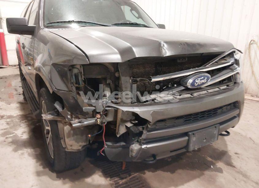 Photo 6 of 2017 Ford Expedition EL XLT (VIN 1FMJK1JT3HEA44999)