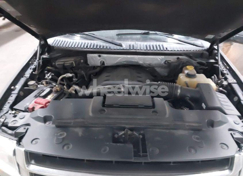 Photo 10 of 2017 Ford Expedition EL XLT (VIN 1FMJK1JT3HEA51497)