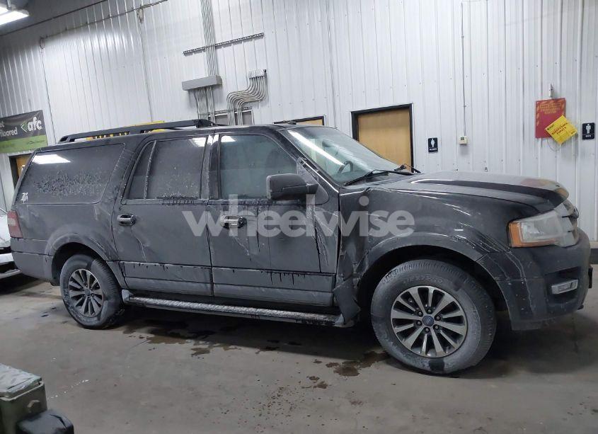 Photo 13 of 2017 Ford Expedition EL XLT (VIN 1FMJK1JT3HEA51497)
