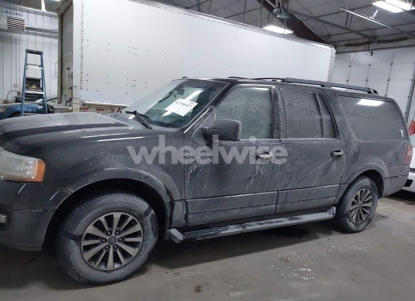 Photo 14 of 2017 Ford Expedition EL XLT (VIN 1FMJK1JT3HEA51497)