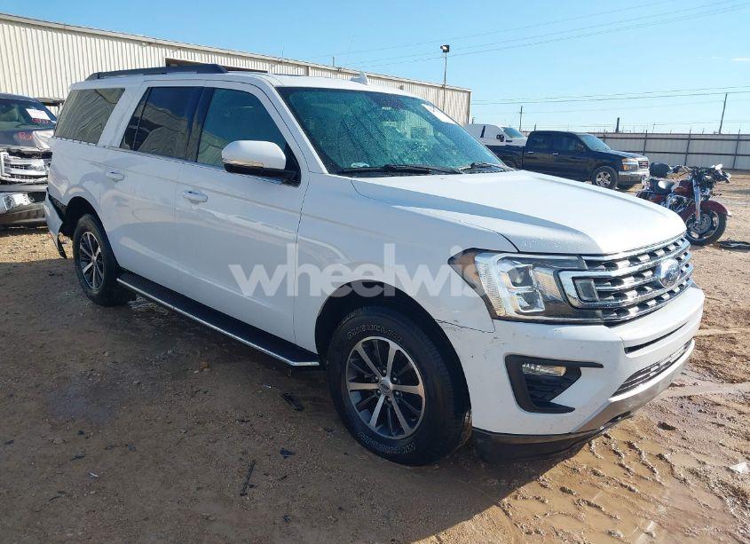 2018 Ford Expedition MAX XLT (VIN 1FMJK1JT3JEA42417) main photo