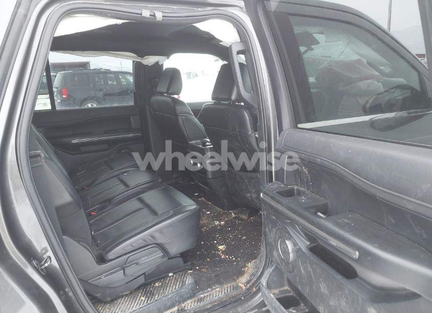 Photo 8 of 2021 Ford Expedition XLT MAX (VIN 1FMJK1JT3MEA02858)