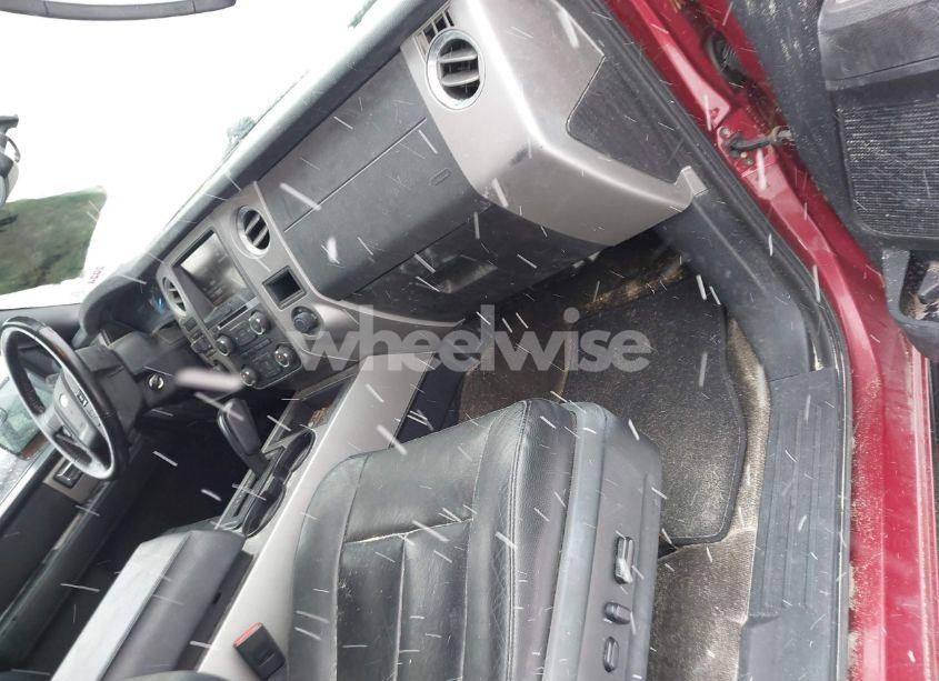 Photo 5 of 2015 Ford Expedition EL XLT (VIN 1FMJK1JT4FEF43355)