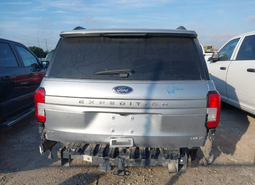 Photo 16 of 2022 Ford Expedition XLT MAX (VIN 1FMJK1JT4NEA58132)