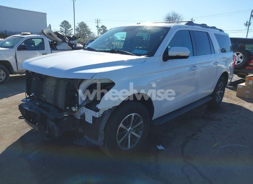 Photo 2 of 2018 Ford Expedition MAX XLT (VIN 1FMJK1JT5JEA27028)