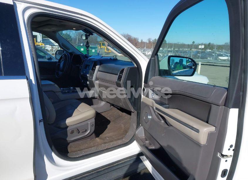 Photo 5 of 2018 Ford Expedition MAX XLT (VIN 1FMJK1JT5JEA27028)