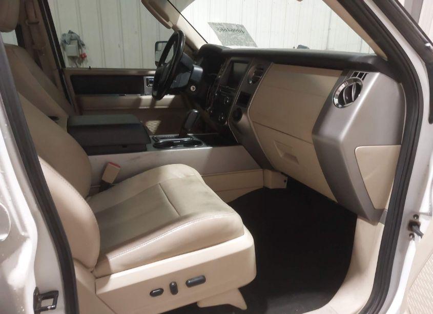 Photo 5 of 2015 Ford Expedition EL XLT (VIN 1FMJK1JT6FEF19428)