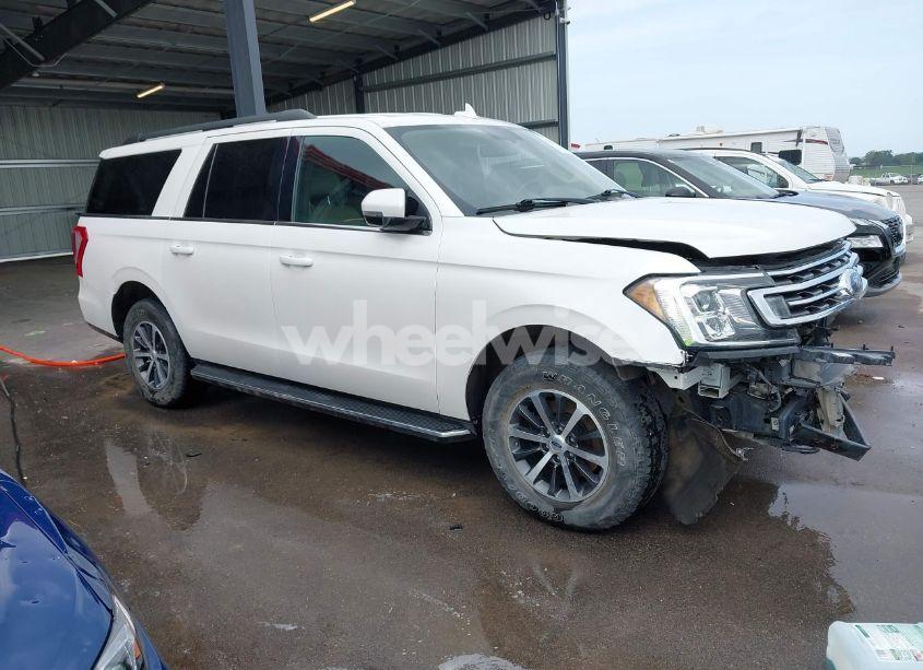 2018 Ford Expedition MAX XLT (VIN 1FMJK1JT6JEA43691) main photo
