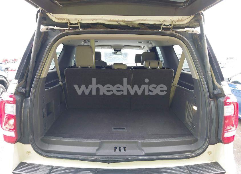 Photo 18 of 2018 Ford Expedition MAX XLT (VIN 1FMJK1JT6JEA43691)