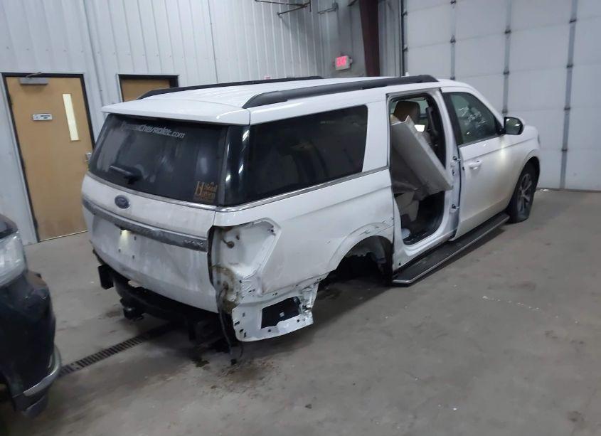 Photo 4 of 2021 Ford Expedition XLT MAX (VIN 1FMJK1JT6MEA81345)